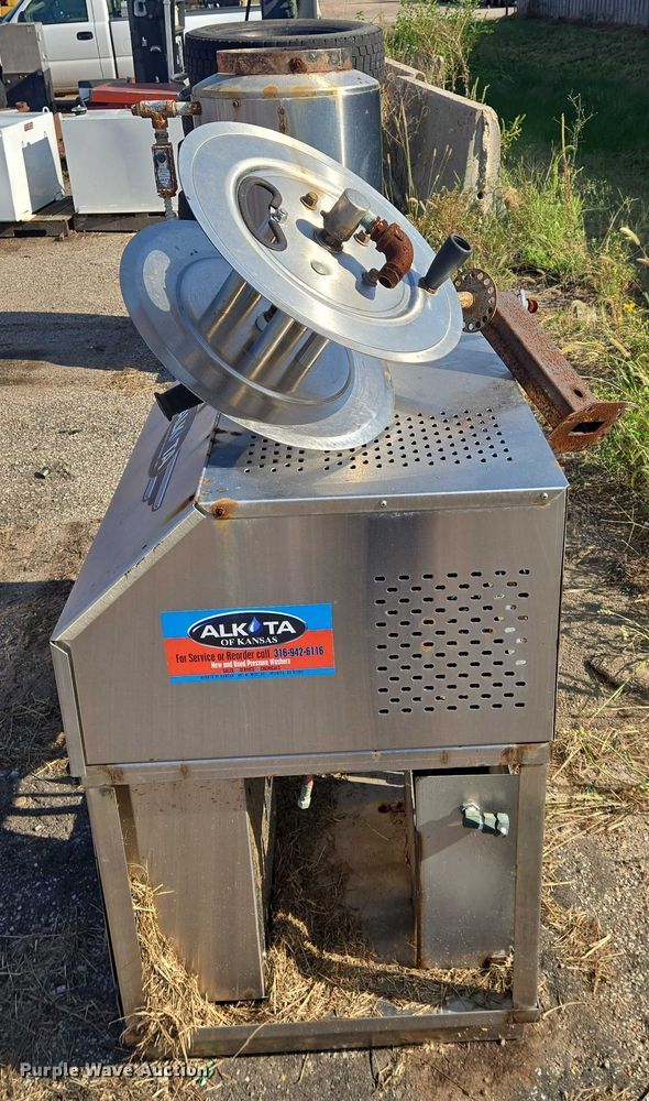 image for item EM8136 Alkota 4201 NG UL pressure washer