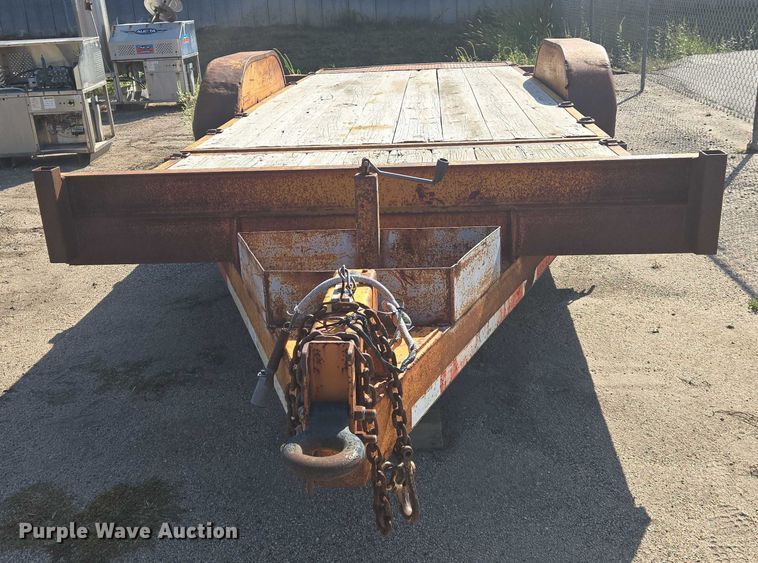 image for item EM8137 2003 Fastline tilt deck equipment trailer