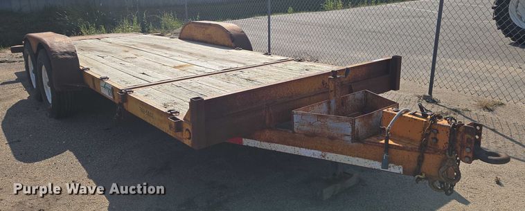 image for item EM8137 2003 Fastline tilt deck equipment trailer