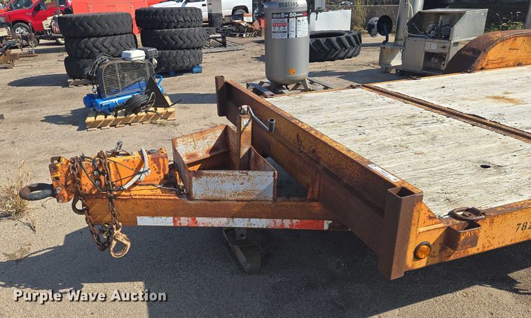 image for item EM8137 2003 Fastline tilt deck equipment trailer