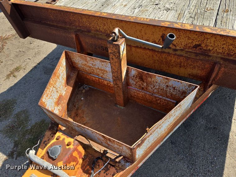 image for item EM8137 2003 Fastline tilt deck equipment trailer