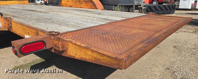 image for item EM8137 2003 Fastline tilt deck equipment trailer