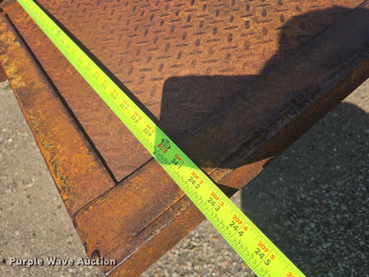 image for item EM8137 2003 Fastline tilt deck equipment trailer