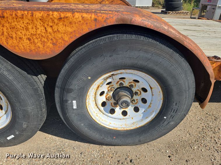 image for item EM8137 2003 Fastline tilt deck equipment trailer