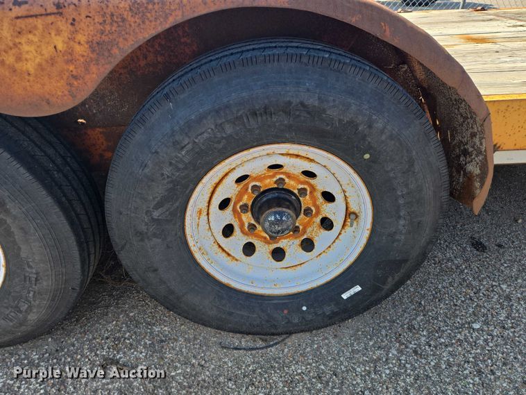 image for item EM8137 2003 Fastline tilt deck equipment trailer