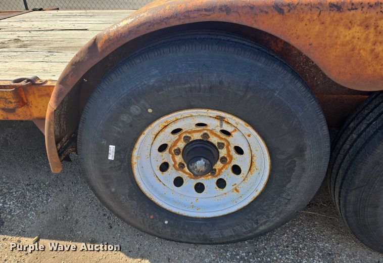 image for item EM8137 2003 Fastline tilt deck equipment trailer