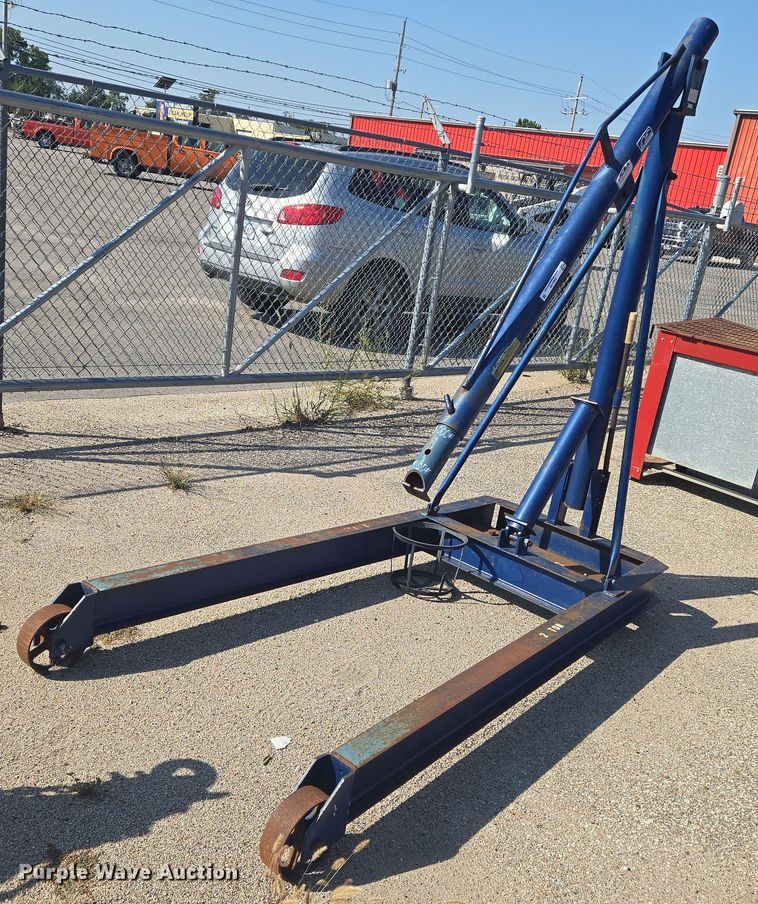 image for item EM8138 Lincoln 9380 engine hoist