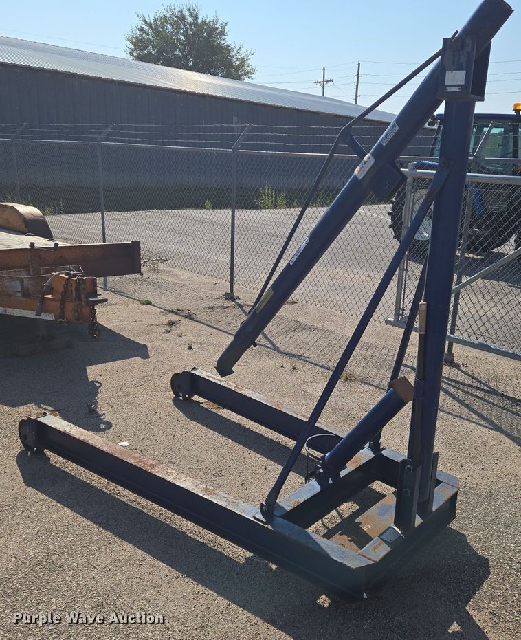 image for item EM8138 Lincoln 9380 engine hoist