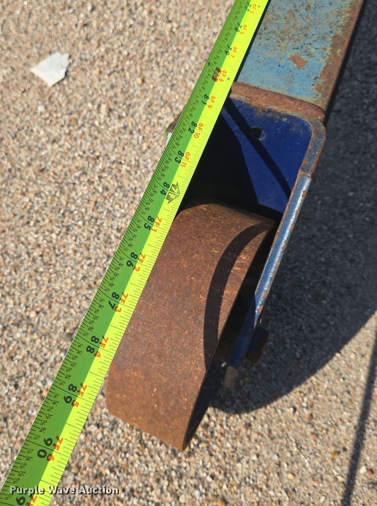 image for item EM8138 Lincoln 9380 engine hoist