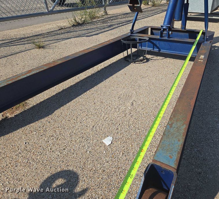 image for item EM8138 Lincoln 9380 engine hoist