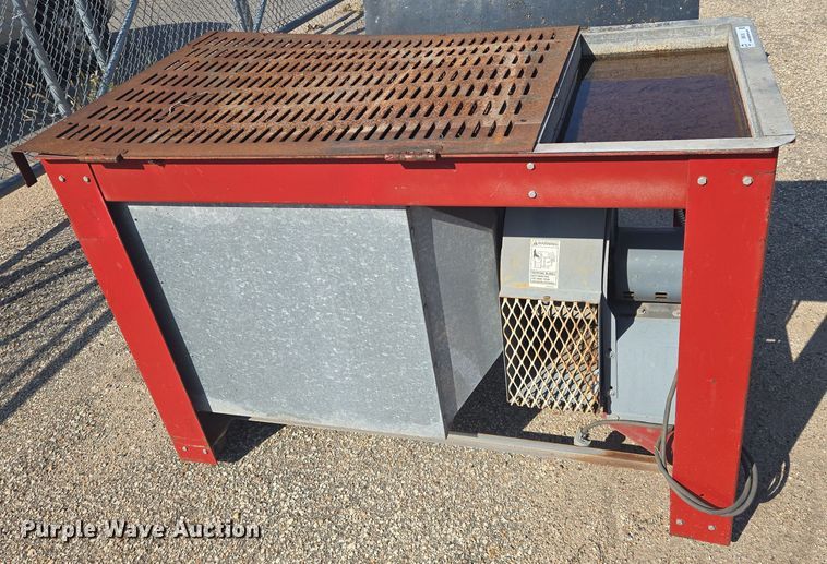 image for item EM8139 Doerr welding table