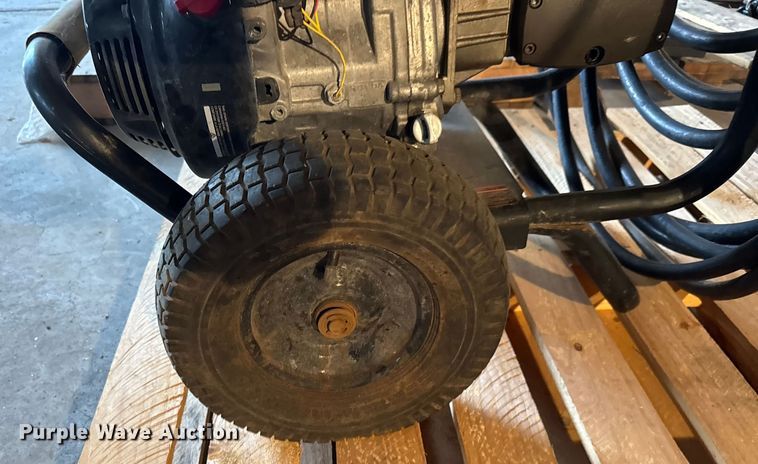 image for item EM8140 DeWalt DXPW4240 pressure washer