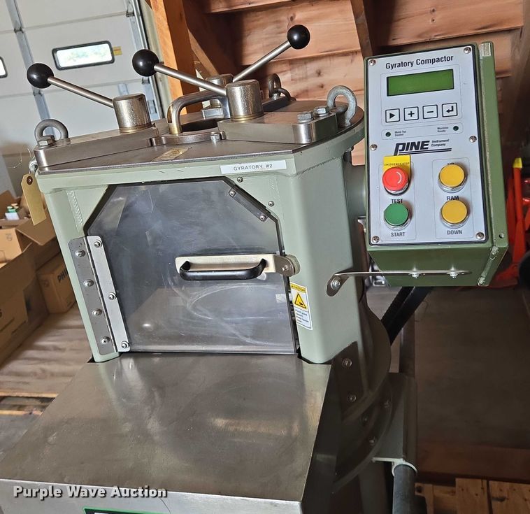 image for item EM8142 Pine gyratory compactor test machine