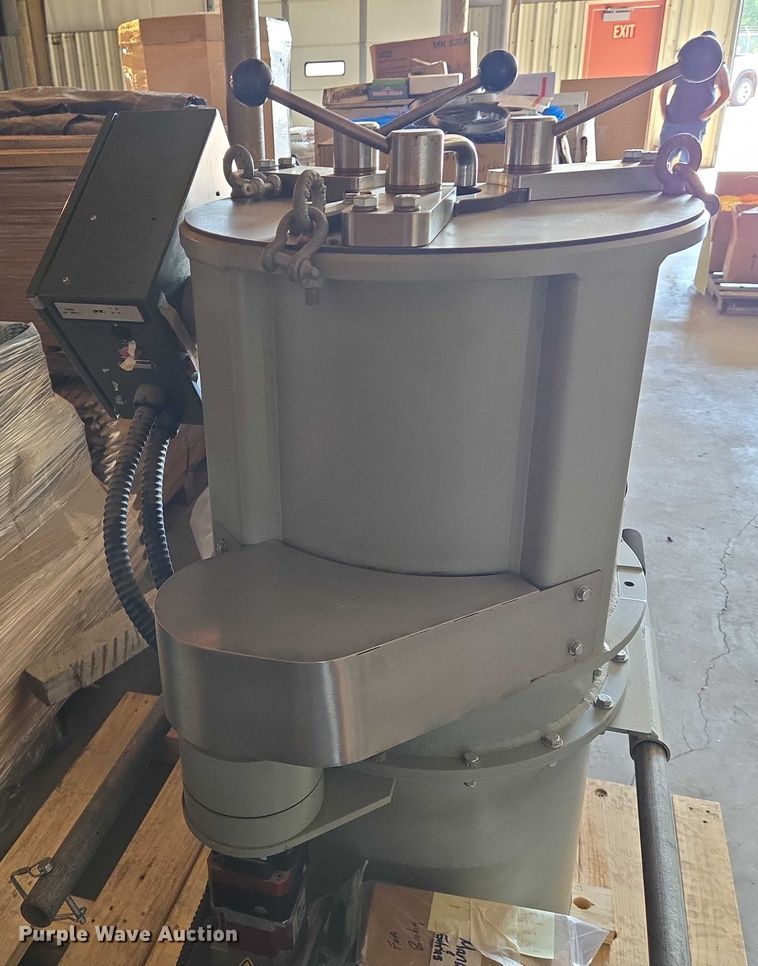 image for item EM8142 Pine gyratory compactor test machine