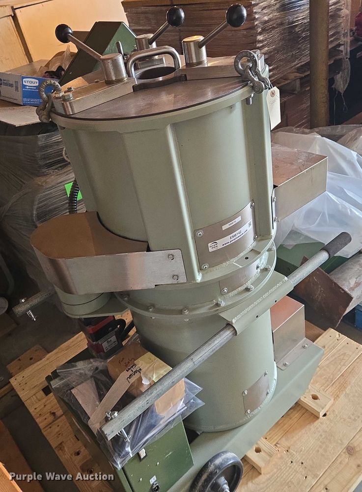 image for item EM8142 Pine gyratory compactor test machine