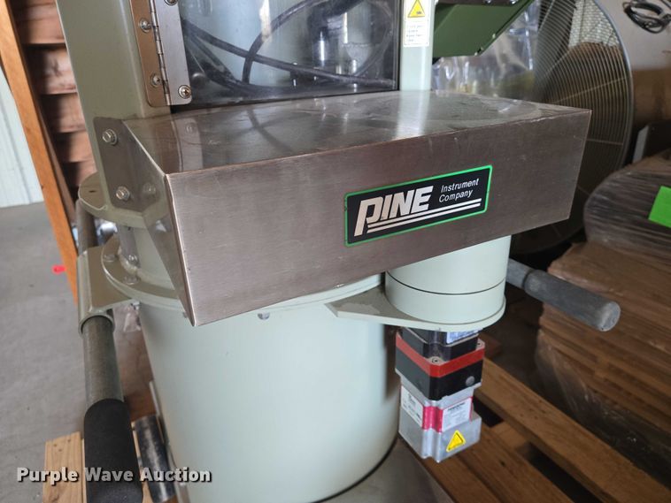 image for item EM8142 Pine gyratory compactor test machine