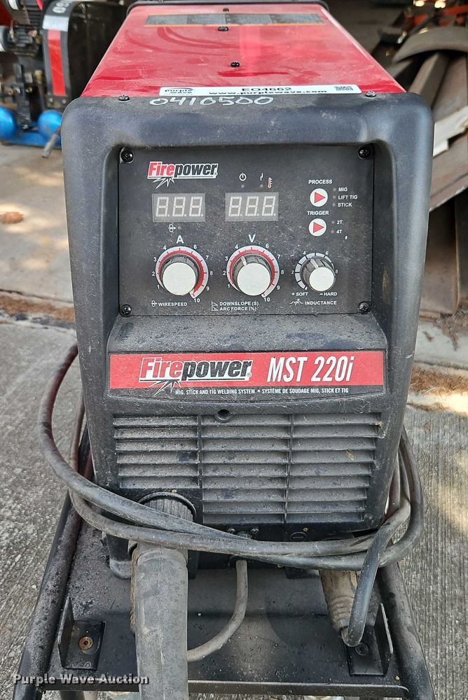 image for item EO4662 Victor Firepower MST220i welder