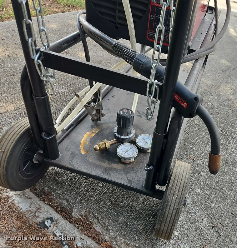 image for item EO4662 Victor Firepower MST220i welder