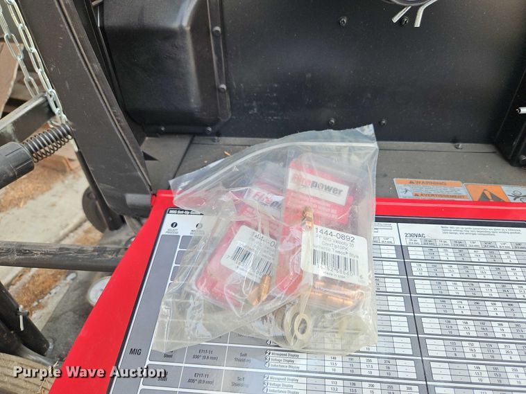 image for item EO4662 Victor Firepower MST220i welder