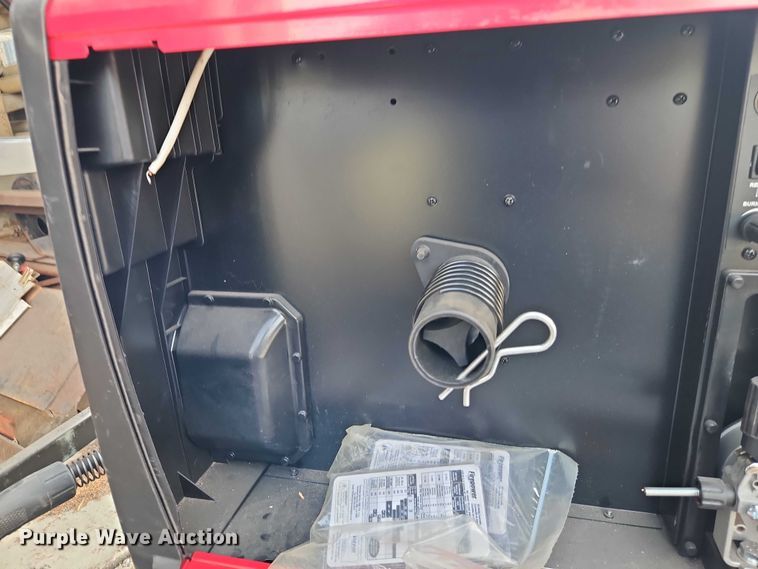 image for item EO4662 Victor Firepower MST220i welder