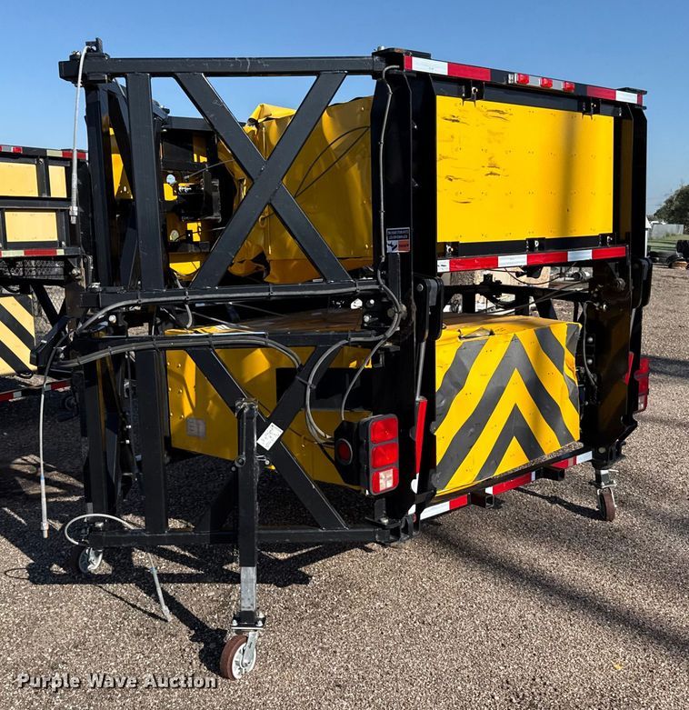 image for item EP0603 2021 Trinity SS180TMA crash attenuator