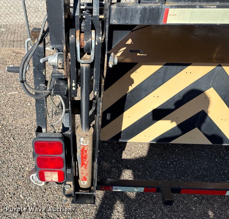 image for item EP0604 Trinity 180 TMA crash attenuator