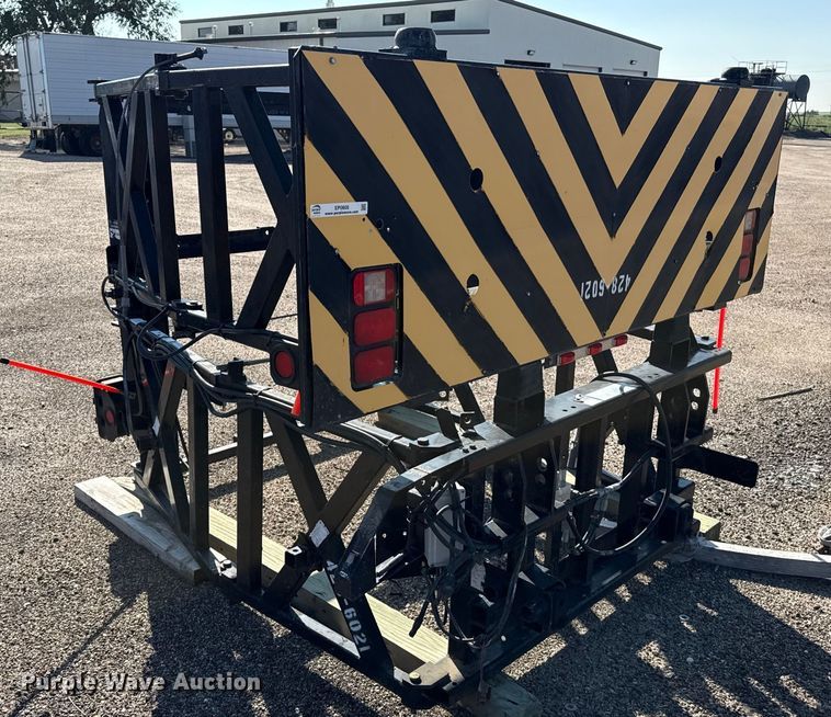 image for item EP0605 2011 Trinity TMA 9182 crash attenuator