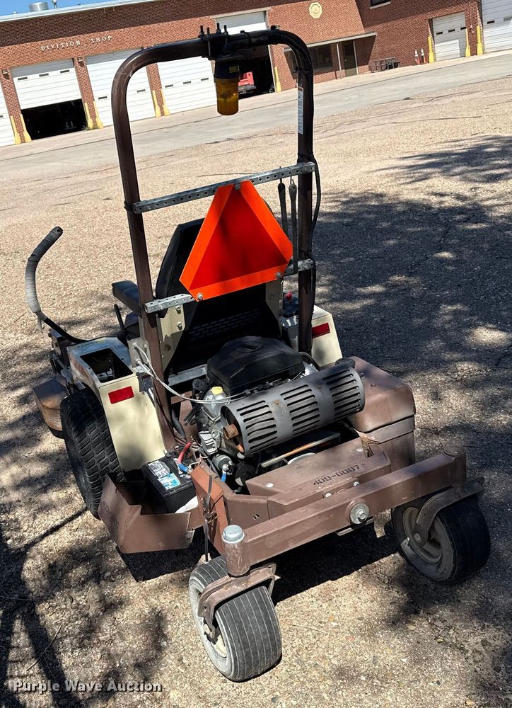 image for item EP0606 Grasshopper 616 ZTR lawn mower