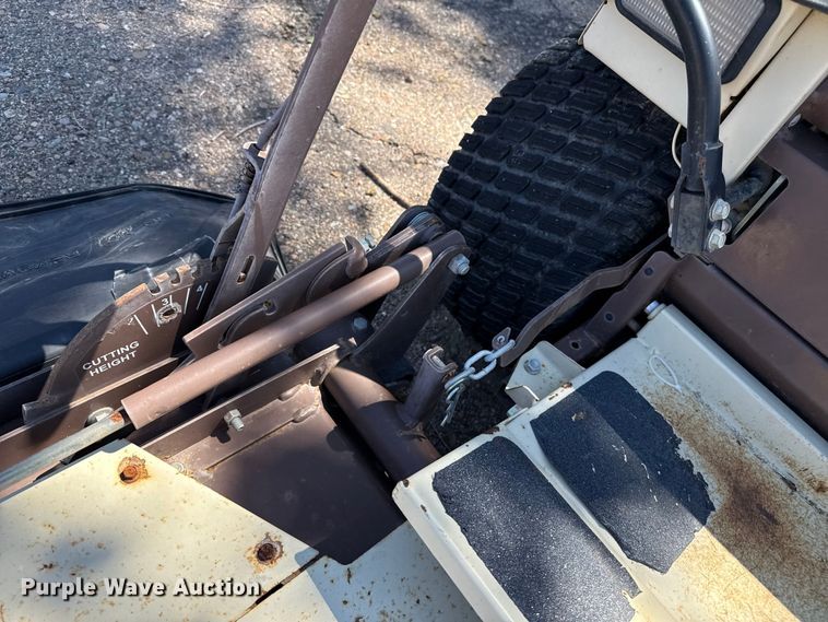 image for item EP0606 Grasshopper 616 ZTR lawn mower