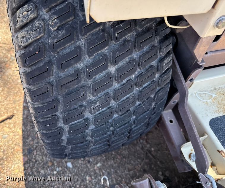 image for item EP0606 Grasshopper 616 ZTR lawn mower