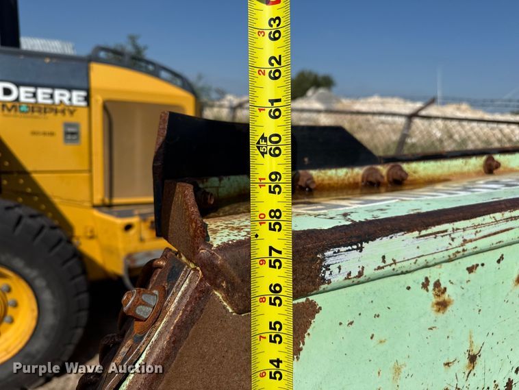 image for item EP0612 Schulte XH1500 batwing rotary mower