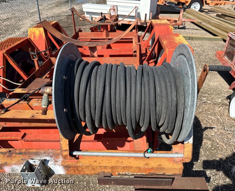 image for item EP0613 1983 Pex sprayer trailer