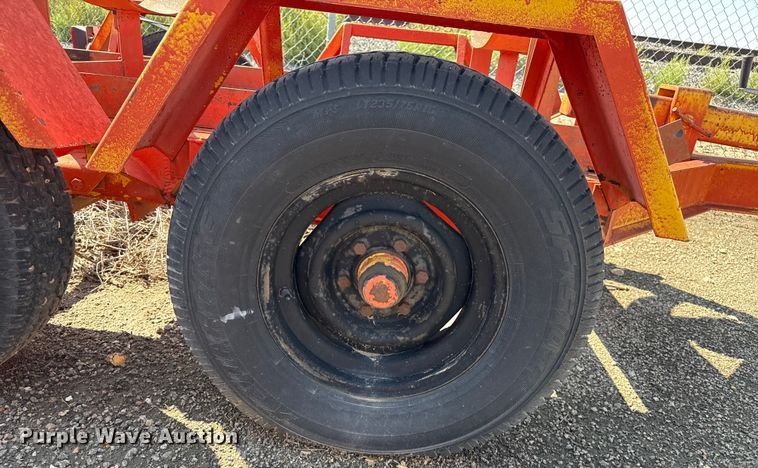 image for item EP0613 1983 Pex sprayer trailer