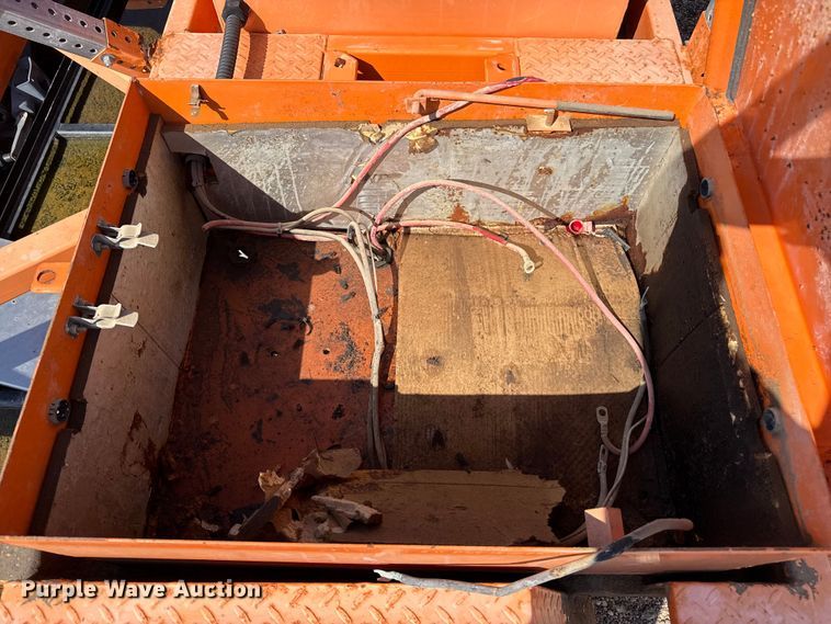 image for item EP0615 2009 Vermac message board trailer