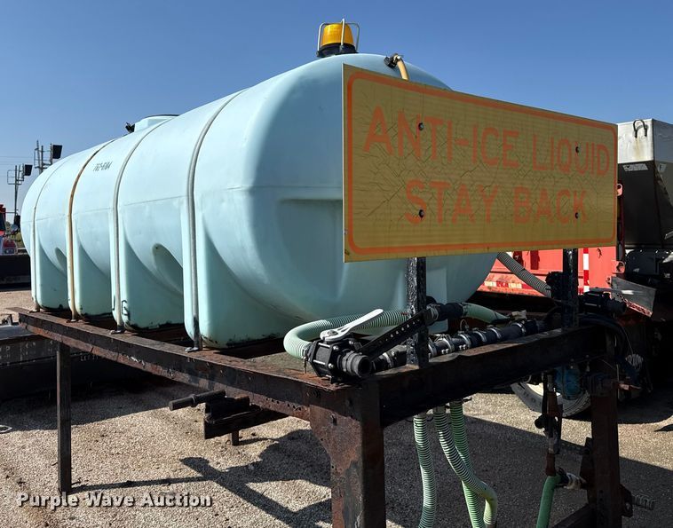 image for item EP0616 Henderson anti-ice tank