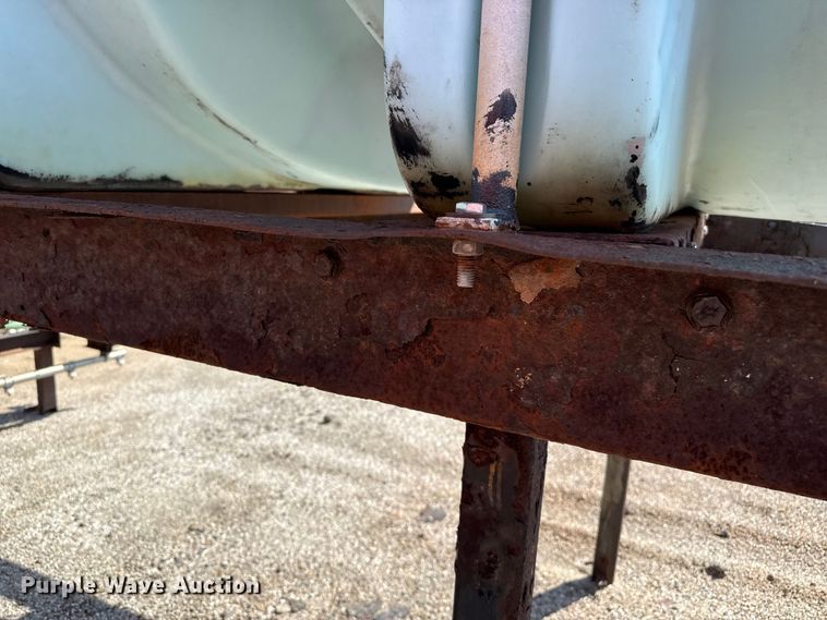 image for item EP0616 Henderson anti-ice tank