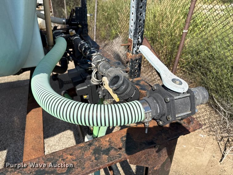 image for item EP0616 Henderson anti-ice tank