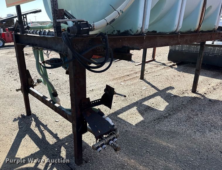 image for item EP0616 Henderson anti-ice tank