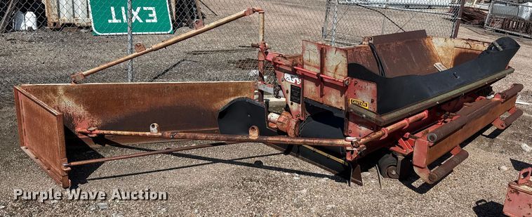 image for item EP0619 HTC 2000 shouldering machine