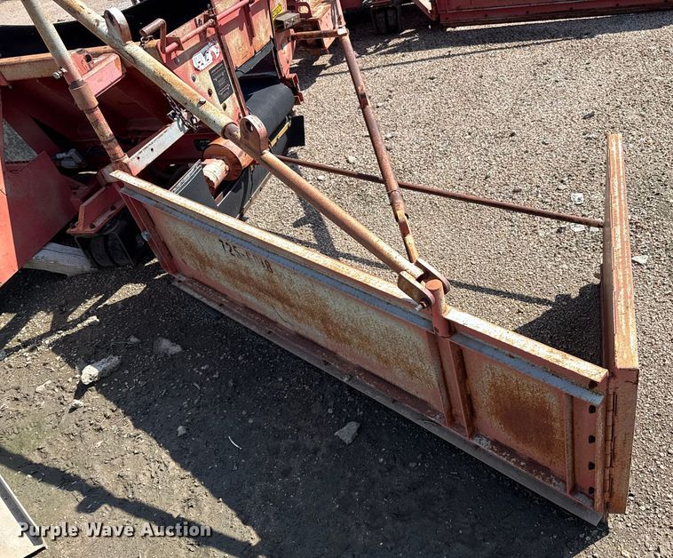 image for item EP0619 HTC 2000 shouldering machine