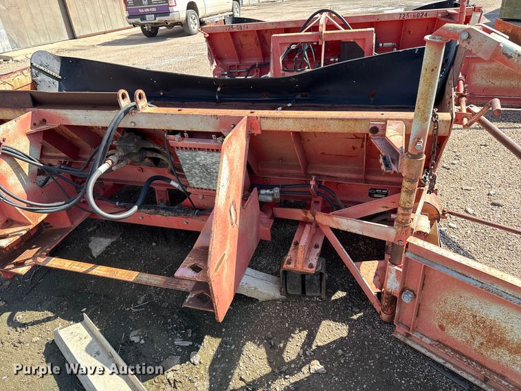 image for item EP0619 HTC 2000 shouldering machine