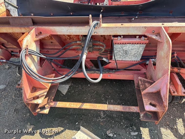 image for item EP0619 HTC 2000 shouldering machine