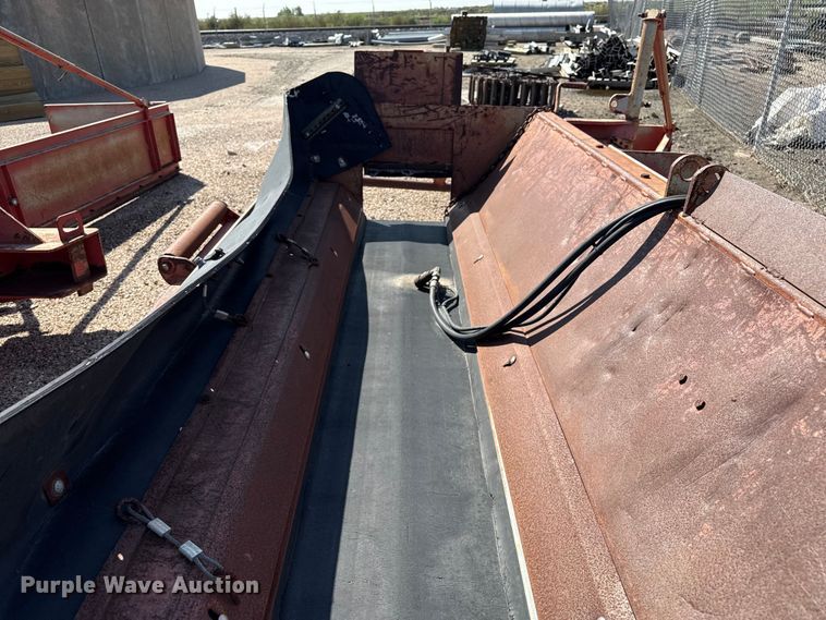 image for item EP0619 HTC 2000 shouldering machine