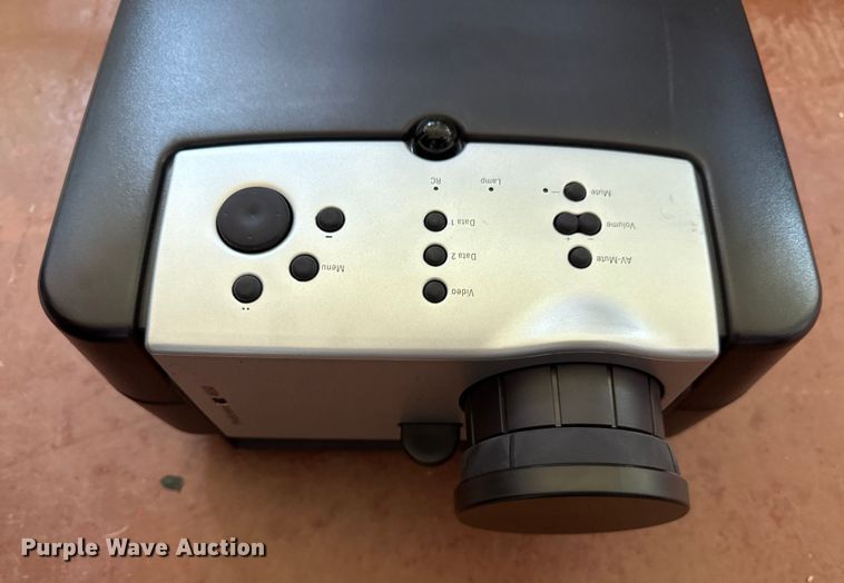 image for item EP0653 Philips  LC4650 projector