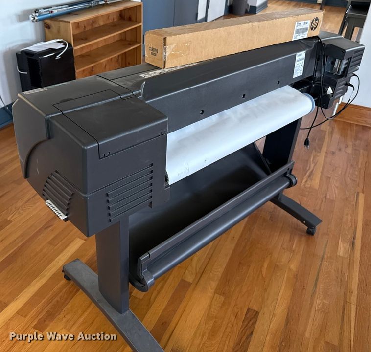 image for item EP0655 HP Designjet 800 printer