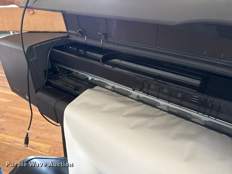 image for item EP0655 HP Designjet 800 printer