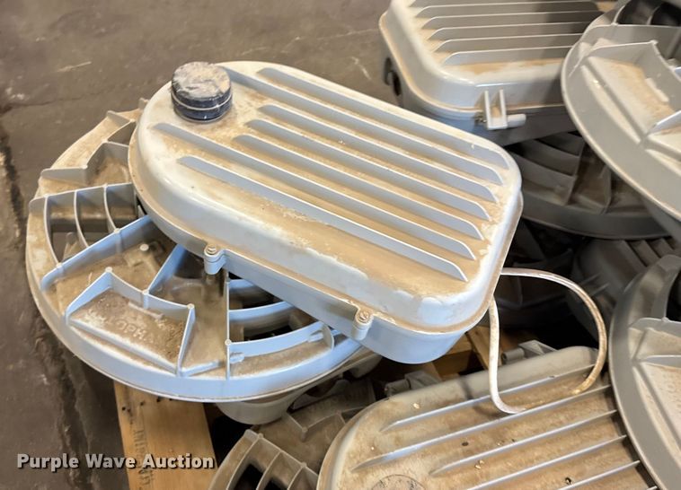 image for item ER2408 (8) Holophane street lights