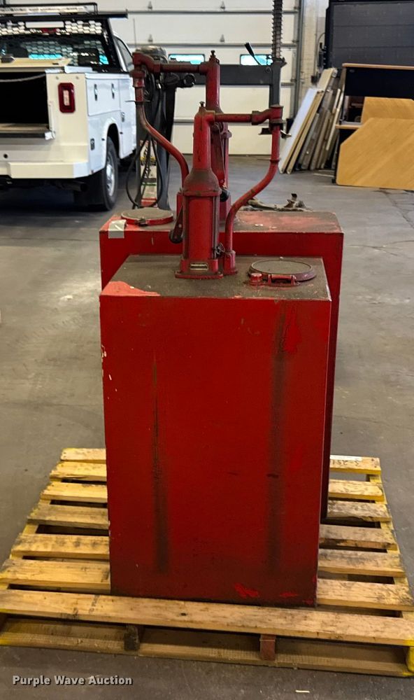 image for item ER2410 (2) tanks