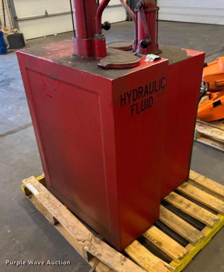 image for item ER2410 (2) tanks