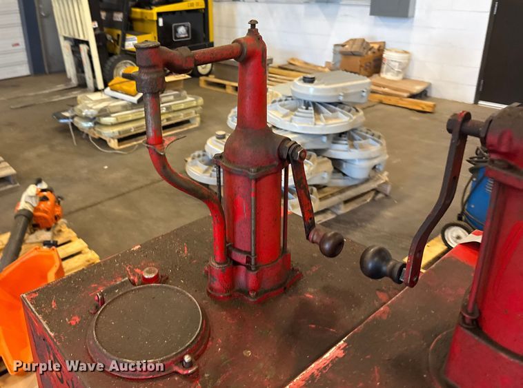 image for item ER2410 (2) tanks